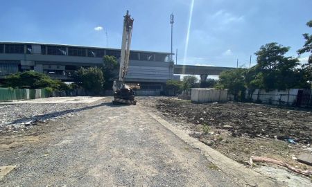 ให้เช่าที่ดิน - ให้เช่าที่ดินถมแล้ว ทำเลทอง ติดรถไฟฟ้า ARL สถานีบ้านทับช้าง ! 670 ตร.วา หน้ากว้างติดถนนกว่า 40 ม.