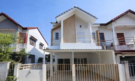 ขายบ้าน - ขายบ้านแฝด ม.ศุธาวัลย์ ติดถนนใหญ่ ตรงข้ามวัดสวนแก้ว อ.บางใหญ่ จ.นนทบุรี