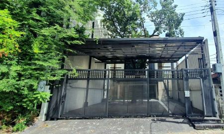 ขายบ้าน - ขายบ้านเดี่ยว&มินิออฟฟิต ซ.พหลโยธิน 54/1 ตบแต่งด้วยวัสดุคุณภาพทั้งหลังสไตล์ modern เดินทางสะดวก