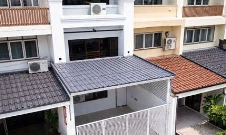 ให้เช่าทาวน์เฮาส์ - MRTบางกะปิ 500ม. ให้เช่าทาวน์เฮาส์ 3 ชั้น 3นอน 2 น้ำ ลาดพร้าว 107-111 รพ.เวชธานี ใกล้เดอะมอลล์บางกะปิ 800 ม. 18 ตร.วา. 220 ตร.ม.