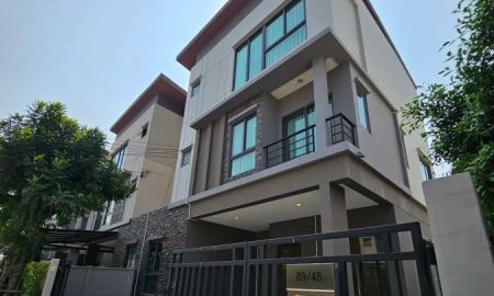 ให้เช่าบ้าน - ให้เช่า บ้านแฝด 3 ชั้น โครงการ บ้านกลางเมือง ดิ ออดิชั่น พระราม 9-กรุงเทพกรีฑา โซน private ราคา 50,000 บาท/เดือน