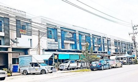 ขายอาคารพาณิชย์ / สำนักงาน - ขายถูก ตึกแถว2.5ชั้น ติดถนนเอราวัณ1 ใกล้ตลาดไท คลอง2 คลองหลวง ปทุมธานี