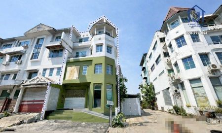 ขายอาคารพาณิชย์ / สำนักงาน - ขายโฮมออฟฟิศ 4 ชั้น หมู่บ้านทาวน์อินทาวน์ 32 ตารางวา หลังมุม ถนนศรีวรา ใกล้ทางด่วนรามอินทรา อาจณรงค์