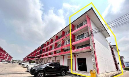 ขายอาคารพาณิชย์ / สำนักงาน - อาคารพาณิชย์ 3.5 ชั้น สำเพ็ง 2 ( ห้องมุม ) ทำเลดี เหมาะสำหรับทำการค้า
