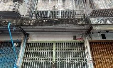 ขายอาคารพาณิชย์ / สำนักงาน - ขาย / เช่า อาคารพาณิชย์ 4.5 ชั้น สภาพดีเยี่ยมบนทำเลศักยภาพพระราม3 ซอย56 ช่องนนทรี เดินทางง่ายเชื่อมต่อย่านธุรกิจสีลม-สาทร ZTK327