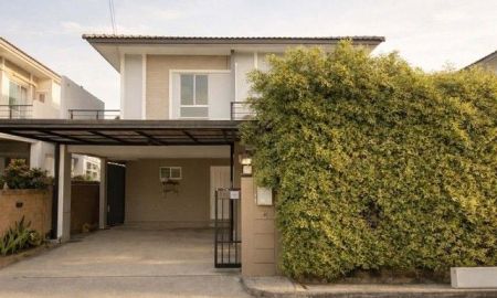 ให้เช่าบ้าน - ให้เช่าบ้านเดี่ยวใกล้รถไฟฟ้าสายสีเหลือง สถานีศรีเทพา และ สายสีเขียวสถานีสำโรง 3 ห้องนอน 2 ห้องน้ำ โครงการ เดอะ แพลนท์ เทพารักษ์