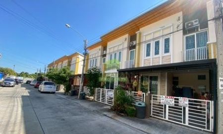 ขายทาวน์เฮาส์ - หมู่บ้าน โกลเด้นทาวน์ 2 อ่อนนุช ลาดกระบัง ขายด่วน ทาวน์เฮ้าส์ 2 ชั้น เนื้อที่ 16.30 ตร.ว พร้อมอยู่ ทำเลดี ใกล้แอร์พอร์ตลิ้งค์ สนามบินสุวรรณภูมิ