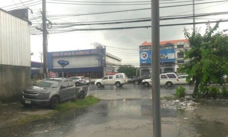 ขายที่ดิน - ขายที่ดิน ในซอยร่มเกล้า 25/8 ใกล้สนามบินสุวรรณภูมิ ห่างจาก มอเตอร์เวย์ 100 เมตร