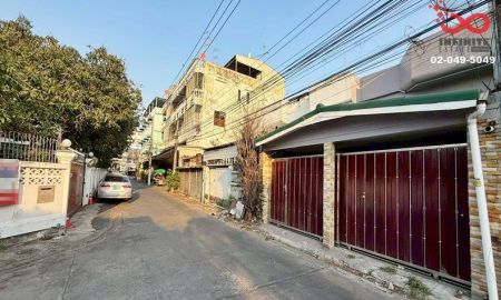 ขายทาวน์เฮาส์ - ขายทาวน์เฮาส์ 2ชั้น ซอยบางบอน 1/11 รีโนเวทใหม่ 27 ตร.วา