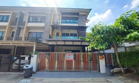 ขายทาวน์เฮาส์ - ขายทาวน์เฮ้าส์ หมู่บ้านเดอะ คอนเนค อัพ 3 ซอยเฉลิมพระเกียรติ 67 ประเวศ กรุงเทพมหานคร