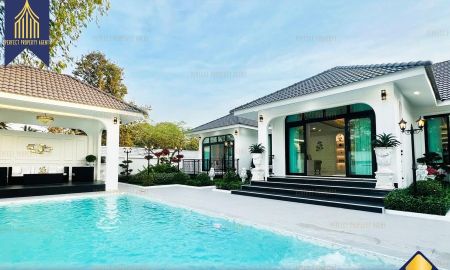 ขายบ้าน - ขาย พูลวิลล่า พัทยา พรประภานิมิตร พร้อมหิ้วกระเป๋าเข้าอยู่