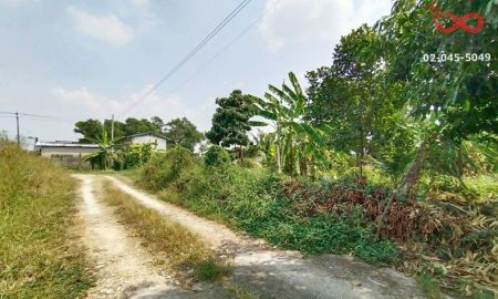 ขายที่ดิน - ขายที่ดิน 214 ตรว.ม.เพชรมณี ราษฎร์อุทิศ 18 สุวินทวงศ์ มีนบุรี ด้านหลังติดคลองโตนด