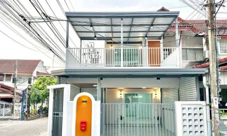 ขายทาวน์เฮาส์ - รีโนเวทขายทาวน์เฮ้าส์ 28.4 ตร.ว หมู่บ้านอุบลชาติ2 (ไทรม้า ท่าอิฐ) หลังมุม