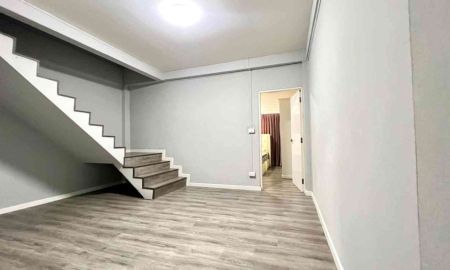 ให้เช่าอาคารพาณิชย์ / สำนักงาน - อาคารพาณิชย์ ตึกแถวให้เช่า หมู่บ้านกัญญาเฮ้าส์ ซอยด่านสำโรง62 ตึกแถว3ชั้นครึ่ง ไม่รวมดาดฟ้า