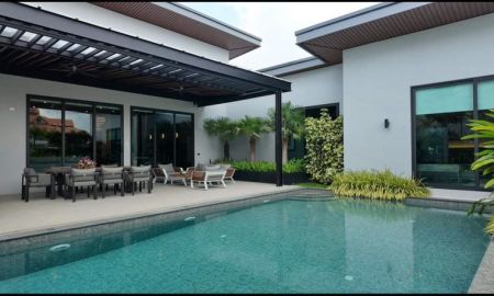 ขายบ้าน - ขายบ้านสุดหรู พร้อมสระว่ายน้ำส่วนตัว ซอยทุ่งกลม-ตาลหมัน พัทยา