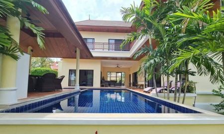 ขายบ้าน - ขายบ้านพลูวิลล่า 2 ชั้น สุดหรู ติดทะเลหาดบางเสร่ สัตหีบ ชลบุรี