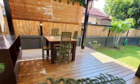 ขายบ้าน - บ้านเชียงใหม่ในโครงการ โซนสันนาเม็ง พร้อมเฟอร์ฯ สวนสวยร่มรื่นรอบบ้าน น้ำไม่ท่วม 100%