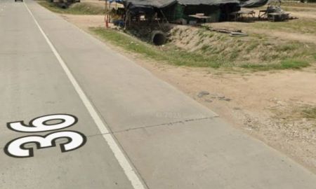 ขายที่ดิน - เสนอขายที่ดินทำเลดีพื้นที่สีเหลืองแปลงใหญ่ 250 ไร่ ติดถนนสาย 36 ยาว 200เมตร ใกล้เมือง พร้อมขายค่ะ