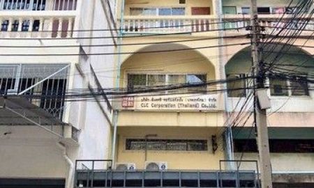 ขายอาคารพาณิชย์ / สำนักงาน - ขายด่วน! อาคาร 4 ชั้นครึ่ง ทำเลเมือง หายากมาก ทำเลชุมชน ใจกลางเมือง