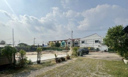 ขายที่ดิน - ขายที่ดินรวมสิ่งปลูกสร้าง เนื้อที่ 449 ตรว.ซอยนวมินทร์42 คลองกุ่ม เหมาะสร้างบ้าน โกดัง ร้านอาหาร