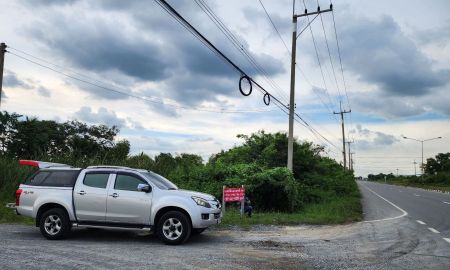 ขายที่ดิน - ขายที่ดินแปลงใหญ่ 22 ไร่เศษ ติดถนนสายหลัก 3233 (นครชัยศรี-ดอนตูม) ใกล้มอเตอร์เวย์นครปฐม ทำเลศักยภาพสูงเพื่อการลงทุน