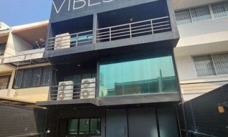 ให้เช่าอาคารพาณิชย์ / สำนักงาน - ให้เช่าโฮมออฟฟิศ 3 ชั้น โครงการอารี ทาวน์เฮ้าส์ สุขุมวิท 26 ใกล้ BTS พร้อมพงษ์