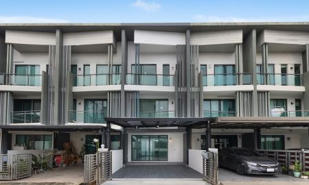 ขายทาวน์เฮาส์ - ทาวน์โฮม 3 ชั้น หมู่บ้าน เฌอคูน สาทร-ราชพฤกษ์ รีโนเวทใหม่ พร้อมอยู่ได้เลย ทำเลดีบนถนนสวนผัก ใกล้ทางด่วน