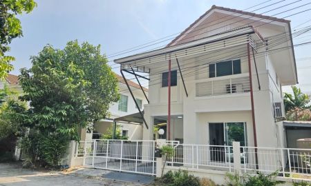 ขายบ้าน - แลนซีโอ รามคำแหง-วงแหวน (ซอยมีสทีน) บ้านแฝด สไตล์บ้านเดี่ยว 40.20 ตร.ว. สภาพดี ใกล้รถไฟฟ้า