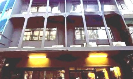 ให้เช่าอาคารพาณิชย์ / สำนักงาน - ให้เช่าอาคารพาณิชย์ 2คูหาติดกัน3 ชั้น ใกล้ MRTลาดพร้าว ใช้สอย 350 ตรมเพดานสูง 3.5 เมตรหน้ากว้าง 9 เมตรให้เช่าเป็นอาคารเปล่า