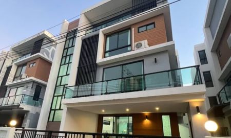 ให้เช่าอาคารพาณิชย์ / สำนักงาน - เช่า โฮมออฟฟิศ 4 ชั้น กิ่งแก้ว 19 ใกล้สุวรรณภูมิ (พร้อมเฟอร์ฯ 30 ที่นั่ง)