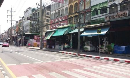 ขายที่ดิน - ขายที่ดินพร้อมสิ่งปลูสร้าง 2-1-90 ไร่ ติดถนน งามวงศ์วาน ใกล้เดอะมอลล์ งามวงศ์วาน แขวงทุ่งสองห้อง เขตหลักสี่ กทม.