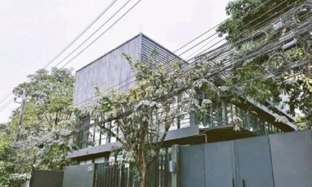 ให้เช่าอาคารพาณิชย์ / สำนักงาน - ให้เช่าอาคารสำนักงาน 2 หลัง สไตล์ loft 3 ชั้น ซอยรัชดาภิเษก 32 / แอร์ทั้งอาคาร /เหมาะเป็นสำนักงาน , Studio , IT Office , ธุรกิจ Online