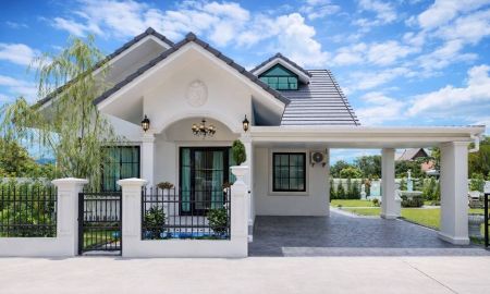 ขายบ้าน - ขายบ้านเดี่ยว 1 ชั้นสไตล์อังกฤษ ชาคริราห์วิลล์ ทำเลดี เดินทางสะดวก ใกล้แกรนด์แคนยอน เชียงใหม่