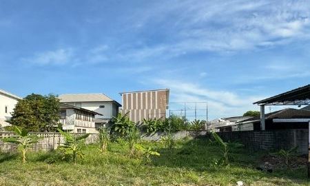 ให้เช่าที่ดิน - ให้เช่าที่ดินติดถนนสุขาภิบาล 5 200 ตรว.ถมแล้วบางส่วน กว้าง 20 ม. ลึก 40 ม. ห่างจาก สถานีรถไฟฟ้ารามอินทรา