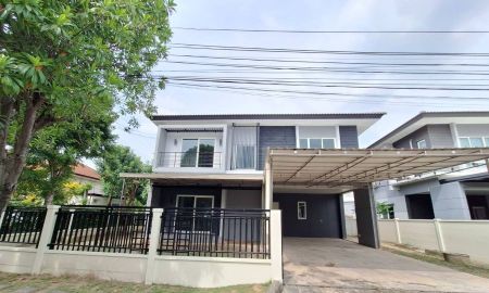 ขายบ้าน - บ้านเดี่ยว เซนโทร วัชรพล ติดถนนสุขาภิบาล 5 หลังมุม ถูกสุด ไซส์นี้ 63.8 ตรว