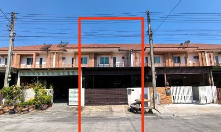 ขายทาวน์เฮาส์ - หมู่บ้านไอลีฟทาวน์ ลำลูกกาคลอง 3 ถนนเลียบคลองสาม ต.ลาดสวาย อ.ลำลูกกา จ.ปทุมธานี