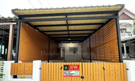 ขายทาวน์เฮาส์ - หมู่บ้านวโรชา 5 บางเพรียง ใกล้นิคมอุตสาหกรรมบางพลี ทาวน์เฮ้าส์รีโนเวทใหม่