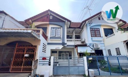 ขายทาวน์เฮาส์ - ขายทาวน์เฮ้าส์พร้อมอยู่ 2 ห้องนอน 2ห้องน้ำ 1 ห้องครัว 2ที่จอดรถ หมู่บ้านวังทองวิลเลจ 2 ซอยเสรีไทย33 บึงกุ่ม บางกะปิ 18 ตร.ว ราคาถูก