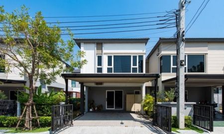 ให้เช่าบ้าน - ให้เช่าบ้านแฝดหรู Grande Pleno Mega Bangna (แบบ Janette) แต่งครบ Smart Home ทั้งหลัง ใกล้ Mega Bangna เพียง 800 เมตร!