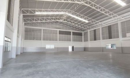 ให้เช่าโรงงาน / โกดัง - ให้เช่าโกดัง ใกล้ BTS แพรกษา และสนามบินสุวรรณภูมิ สมุทรปราการในพื้นที่อุตสาหกรรม จดบริษัทและขอใบ ร.ง. 4 ได้