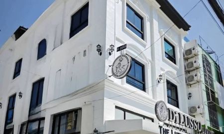 ให้เช่าอาคารพาณิชย์ / สำนักงาน - ให้เช่าอาคาร 3 ชั้น 900 ตารางเมตร ตกแต่งแล้ว ปากซอยงามวงศ์วาน 53 เหมาะสำหรับทำคลีนิก โชรูม