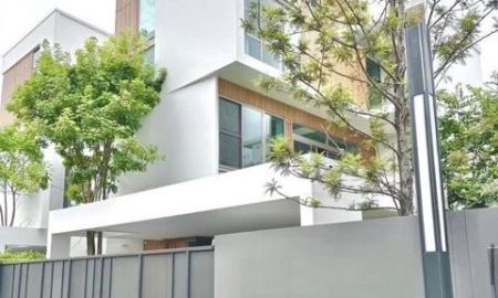 ให้เช่าบ้าน - เช่า VIVE Rama 9 - Japandi House 324 ตรม. แต่งครบเหมือนโรงแรม 5 ดาว