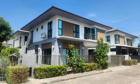 ให้เช่าบ้าน - ให้เช่า บ้านเดี่ยว 2 ชั้น โครงการ ลุมพินี สวนหลวง ร.9 ถนนเฉลิมพระเกียรติ ร.9 เฟอร์นิเจอร์ครบ ราคา 99,900 บาท/เดือน