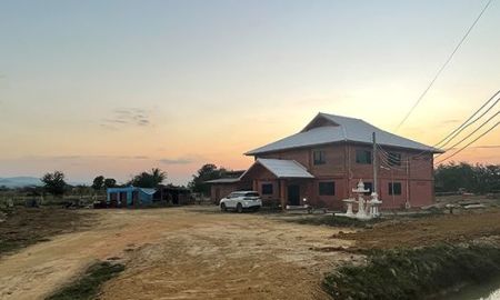 ขายที่ดิน - ขายที่ดินทำเลดี 9 ไร่ ติดถนนใหญ่หลักทางไปพระธาตุช่อแฮ พร้อมบ้านไม้สักสุดคุ้ม! อ.เมืองแพร่