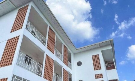 ขายคอนโด - อพาร์ทเม้นท์ 3 ชั้น ถนนรังสิต-นครนายก ทั้งหมด 24 ห้อง ผู้เช่าเต็มทุกห้อง