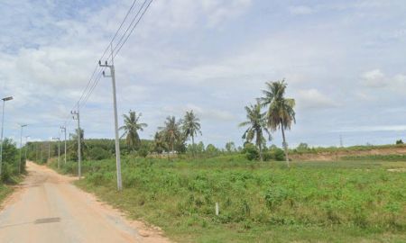 ขายที่ดิน - ขายที่ดินพัทยา เขาไม้แก้ว 10 ไร่ ใกล้รร.นานาชาติรักบี้-950เมตร ใกล้สยามคันทรีคลับ-6กม. อ.บางละมุง ชลบุรี