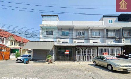 ขายทาวน์เฮาส์ - หมู่บ้านฉัตรณรงค์ ทำเลค้าขาย ถนนแพรกษา 7 (พุฒสี) รีโนเวท พร้อมอยู่