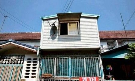 ขายทาวน์เฮาส์ - ขายทาวเฮาส์ 2 ชั้น หมู่บ้านฟ้าใส ถนนเศรษฐกิจ เมืองสมุทรสาคร ZW636