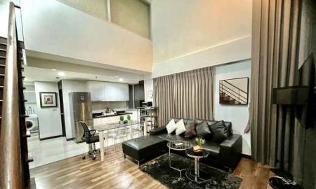 ขายคอนโด - ขายคอนโด The Grand Ratchadamri ใกล้ BTS ราชดำริ 58 ตร.ม. ห้อง Duplex ชั้นสูง เพดานสูงโปร่ง ราคา 5,300,000 บาท Leasehold 15 ปี