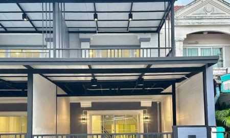 ขายทาวน์เฮาส์ - ขายทาวน์เฮ้าส์ 2 ชั้น หมู่บ้านลภาวัน 5 ท่าอิฐ ซอยบางรักน้อย 1/11 เนื้อที่ 18 ตารางวา 2 ห้องนอน ตำบลบางรักน้อย อำเภอเมืองนนทบุรี จังหวัดนนทบุรี